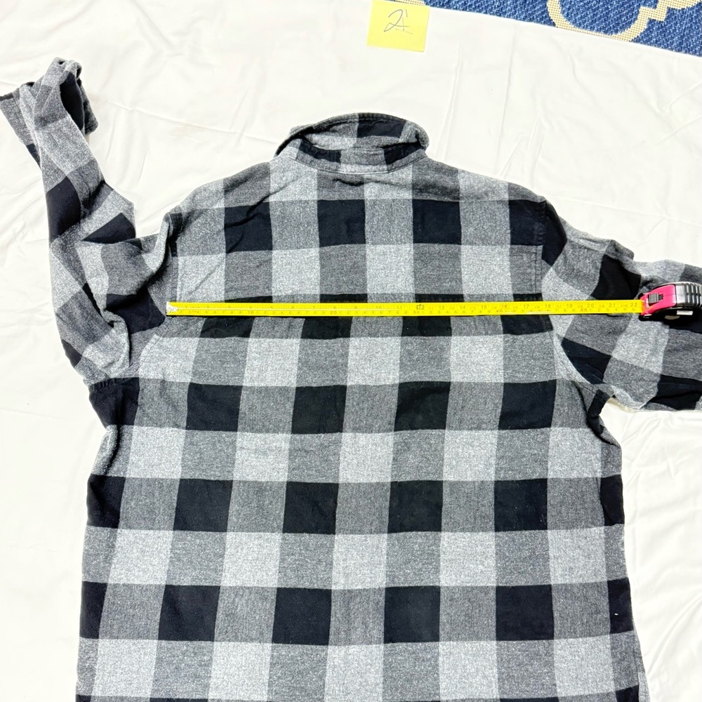 H&M Casual Button Down Shirt Black and Gray - Picture 2 of 7